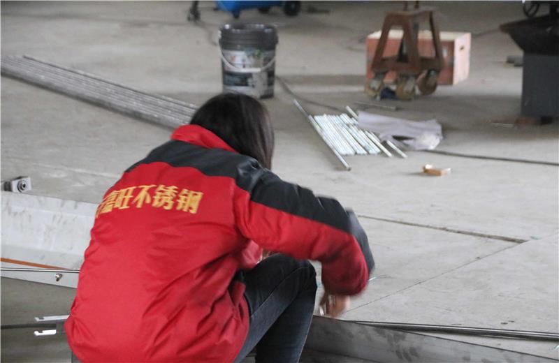 全自動刮糞機羊糞-萬嘉旺畜牧-吉林全自動刮糞機