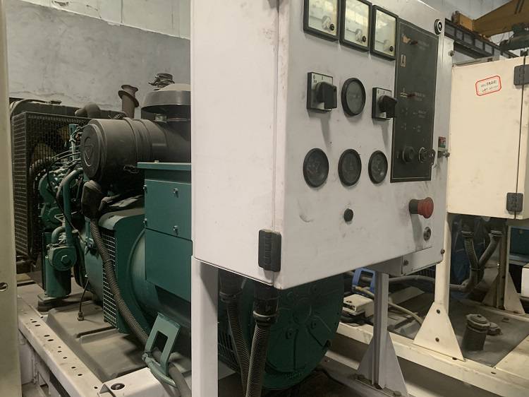 深圳供應英國勞斯萊斯64kw柴油發電機組