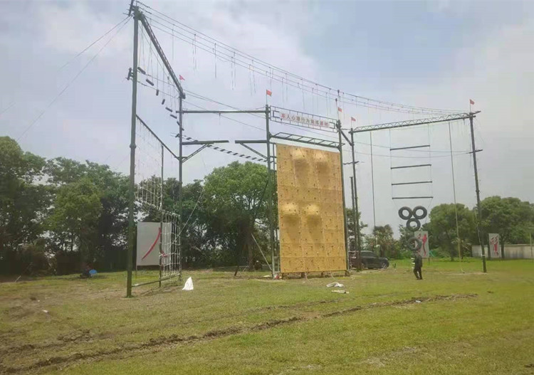 高空拓展训练架