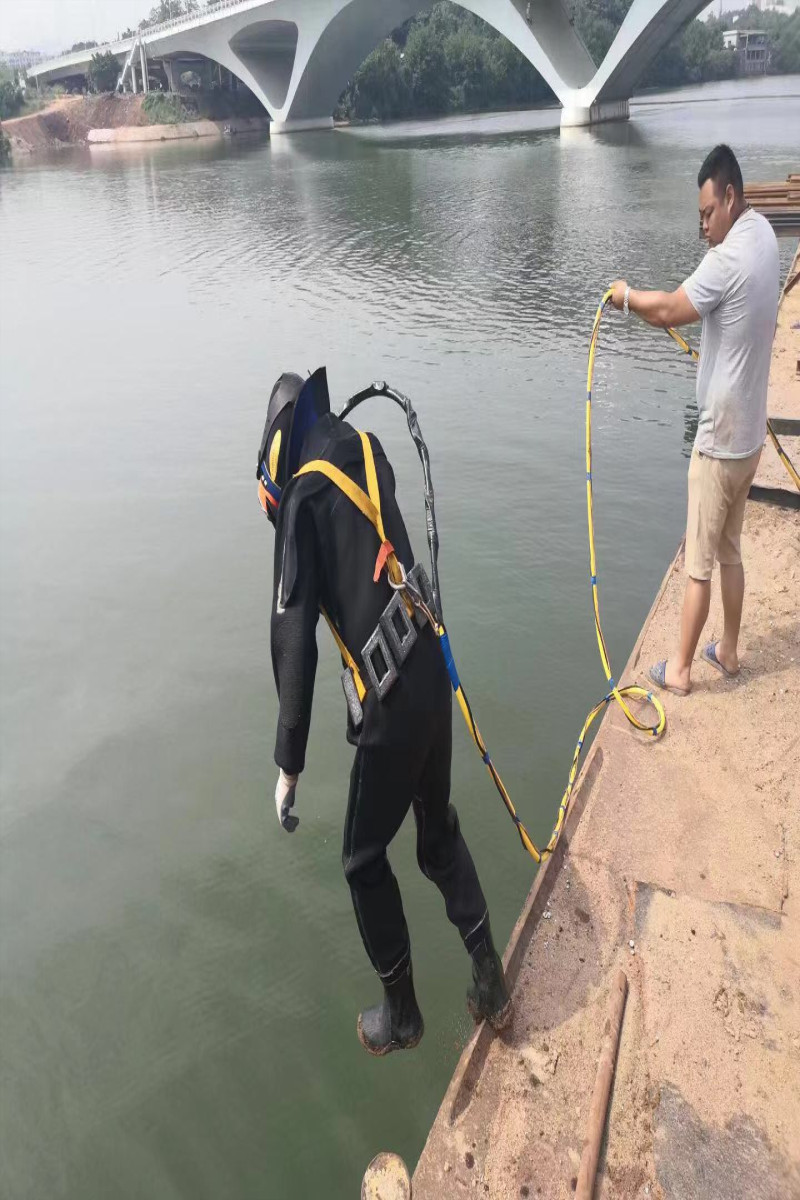 污水厂打捞水泵