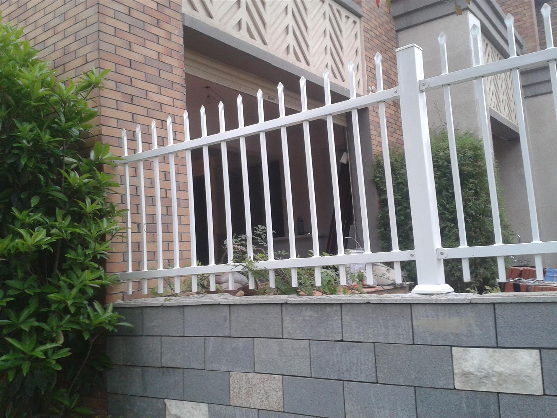 鋅鋼圍欄高度規(guī)格 找博智建材_你量大 我價(jià)優(yōu)