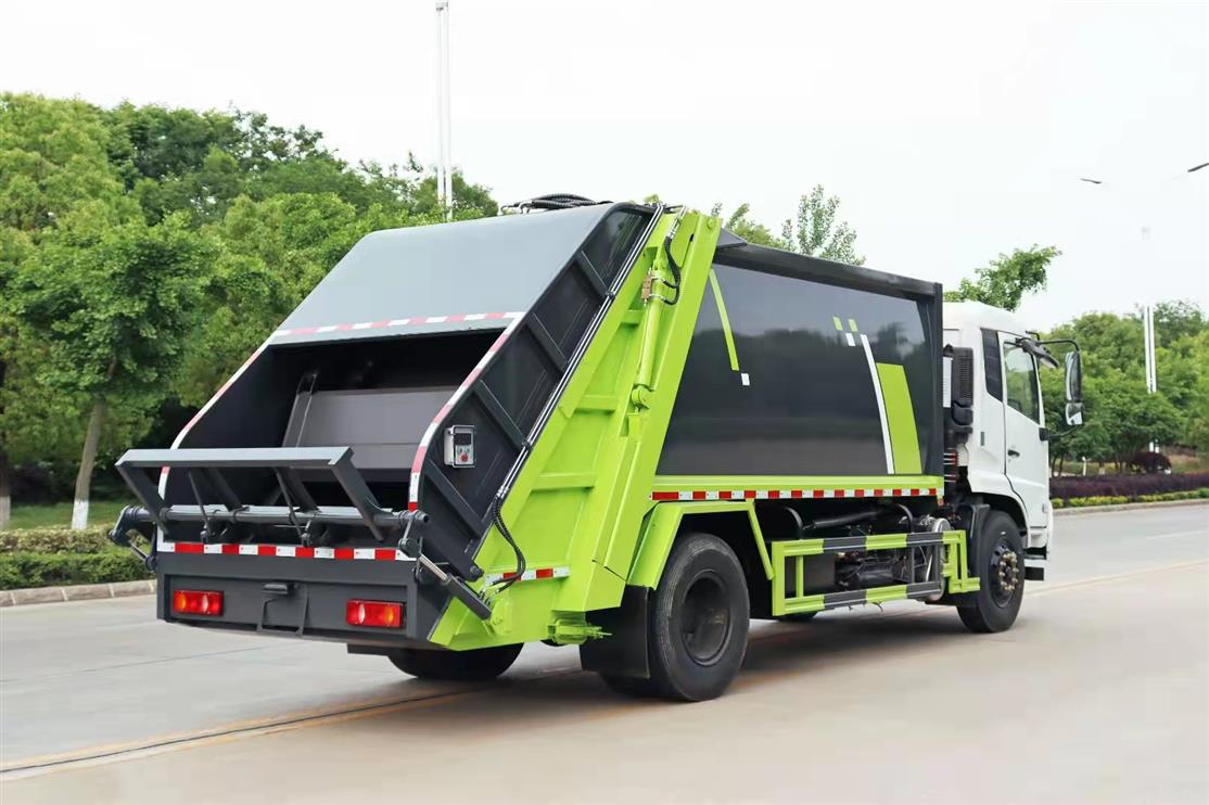 勾背車 小型鉤臂垃圾車廠家 耐老化