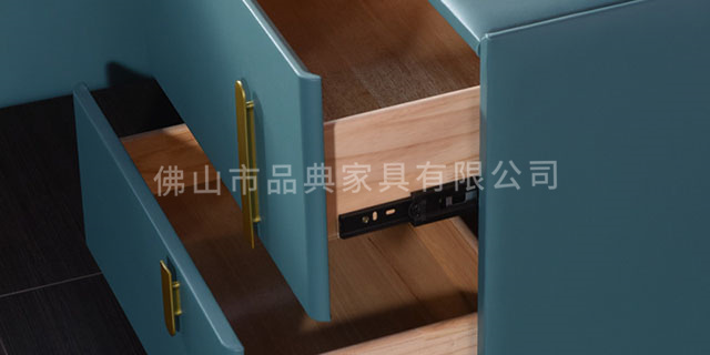 北京輕奢軟床哪個牌子好 佛山市品典家具供應(yīng)