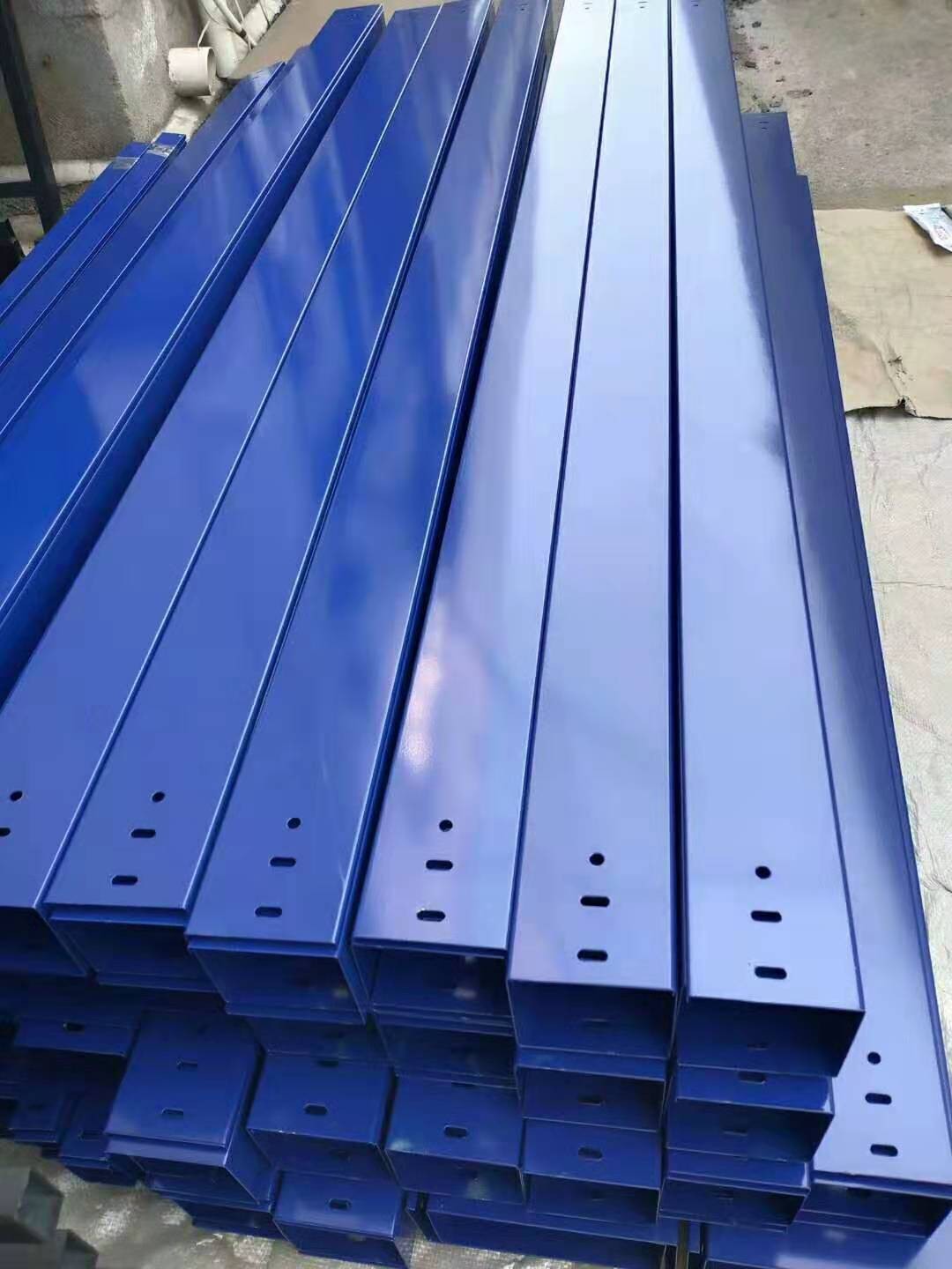 江西大量**供應(yīng)*噴塑槽式 梯式電纜橋架300*150