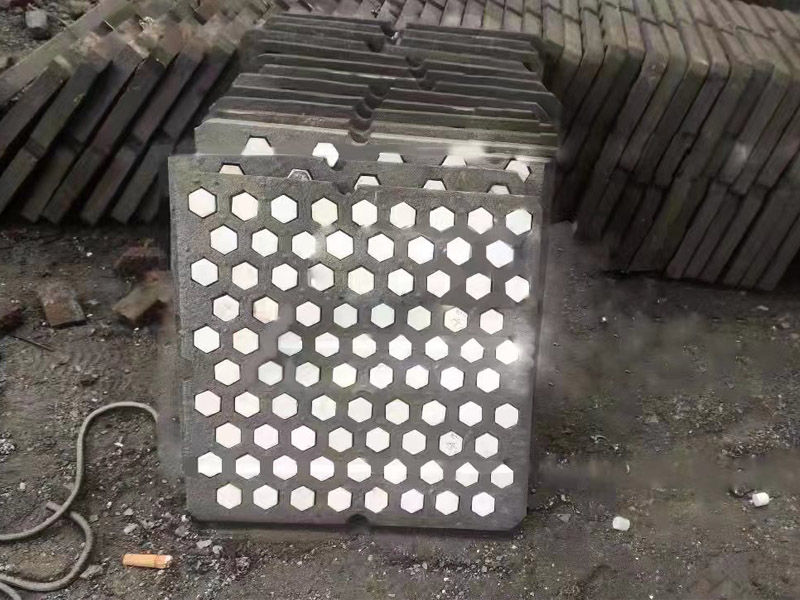 耐磨防脫落熔瓷襯板港口輸煤系統(tǒng)-臨夏熔瓷襯板-鑫濤塑膠