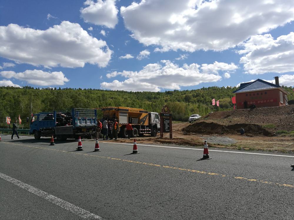 內蒙阿爾山一級路微表處工程 重要交通道路的預防性養護