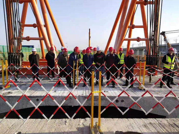無錫鋼筋混凝土支撐梁切割拆除切割 南京八達建筑工程供應