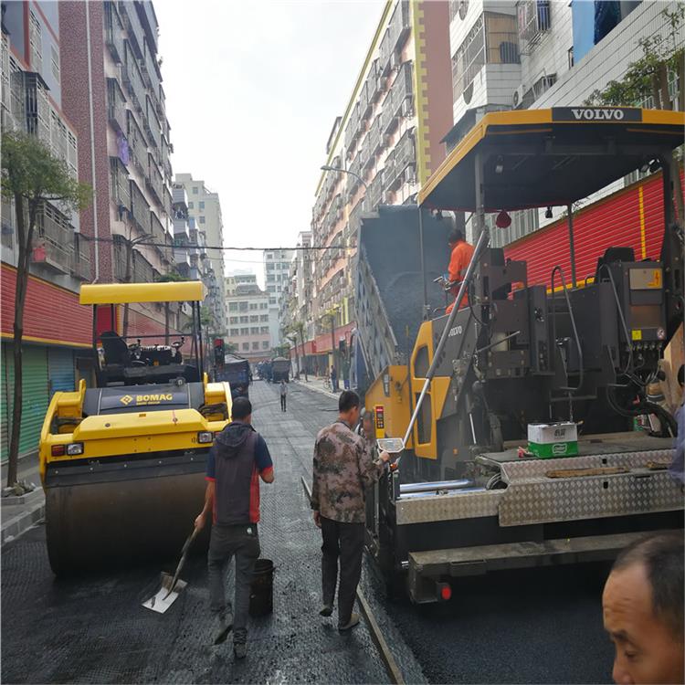 深圳大新瀝青道路修補 廣州市興業(yè)建設(shè)工程有限公司