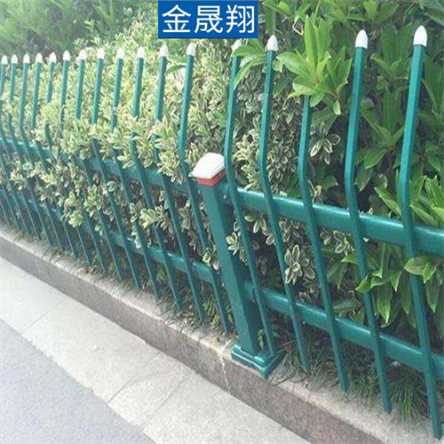 成都鋅鋼草坪護欄定制