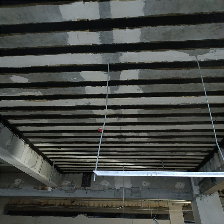 達(dá)州橋梁粘鋼加固施工隊(duì)