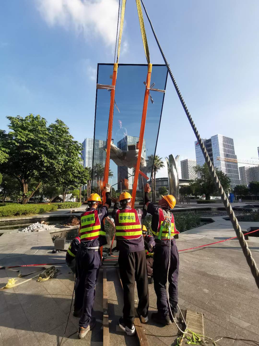 玻璃幕墙维修广州粤宇幕墙承接合作玻璃幕墙维修工程