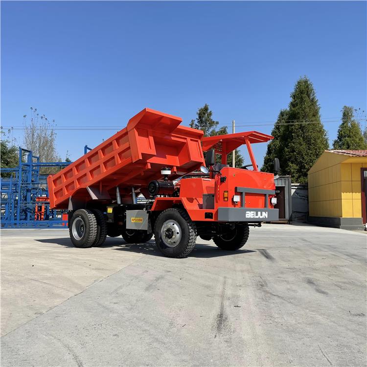 UQ-8礦山出渣車