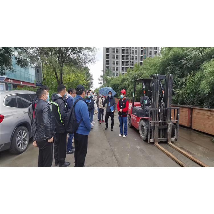 寶雞叉車證考試怎么報(bào)名 考試分幾項(xiàng) 所需要的申請(qǐng)材料