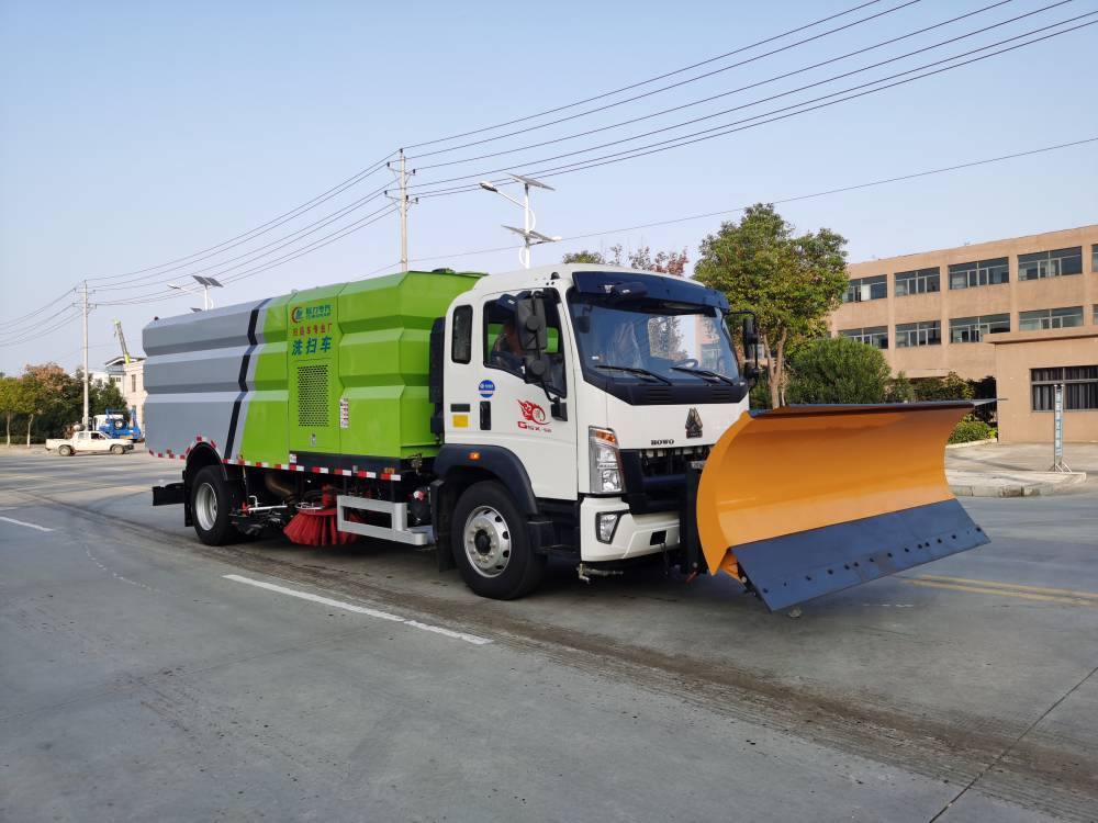 吸尘车联合除雪车 带有雪铲 除雪宽度3000mm 采用康明斯230马力