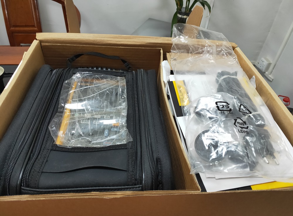 出售fluke190-504手持示波器