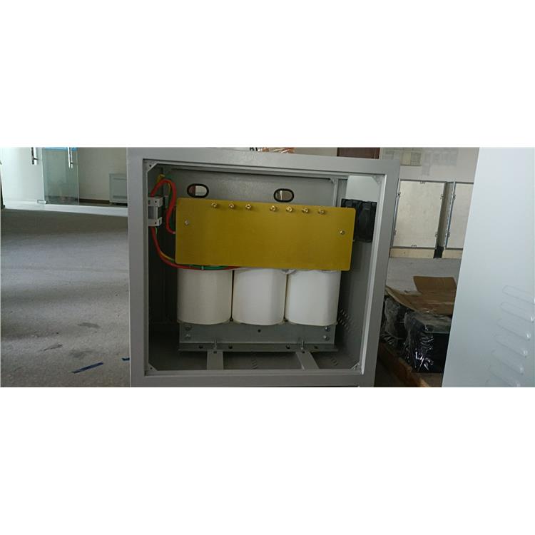 臨夏光伏電源柜800V變400V變壓器