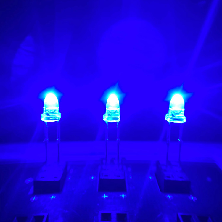 浙江8mm子彈頭暖白光 LED發(fā)光二極管 質(zhì)保三年