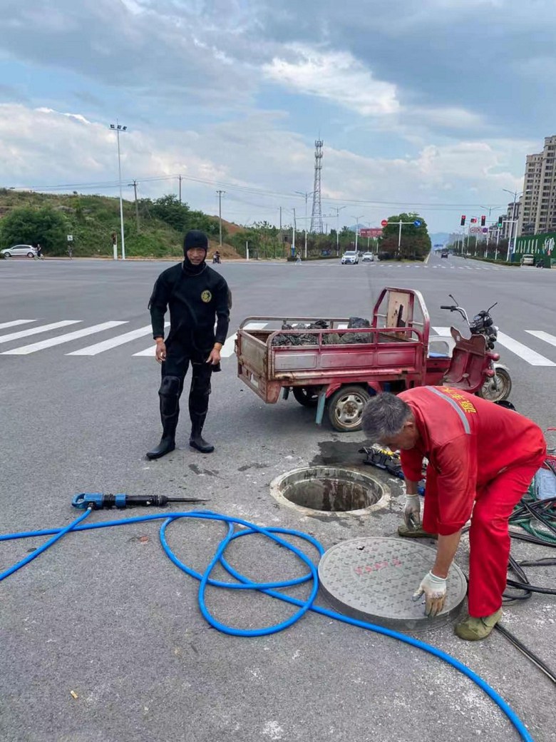 宁德水下清淤潜水员服务公司