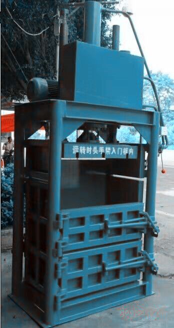 廣州30噸立式打包機 廢品打包機