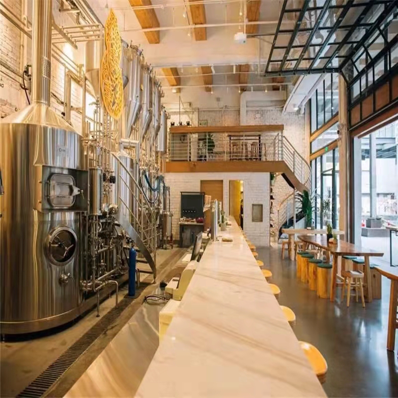燒烤店精釀啤酒設(shè)備定做廠家史密力維啤酒設(shè)備廠家**