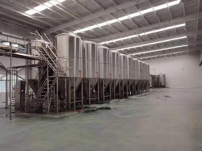 新疆燒烤店定做工廠5噸精釀啤酒發酵罐