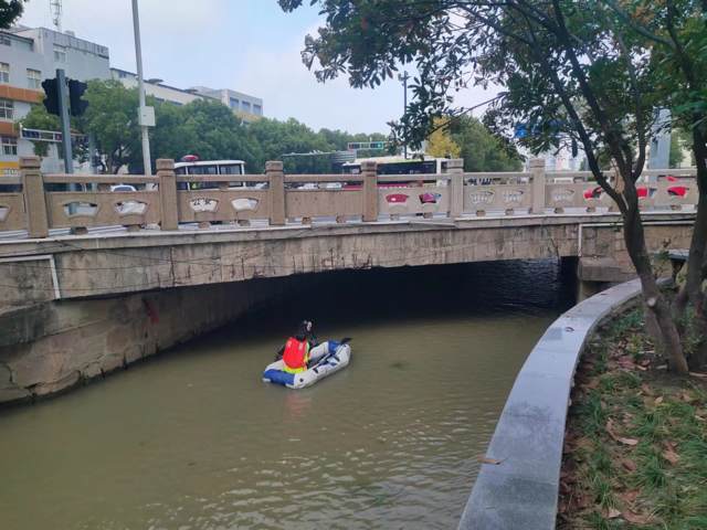 西藏桥梁检测机械臂