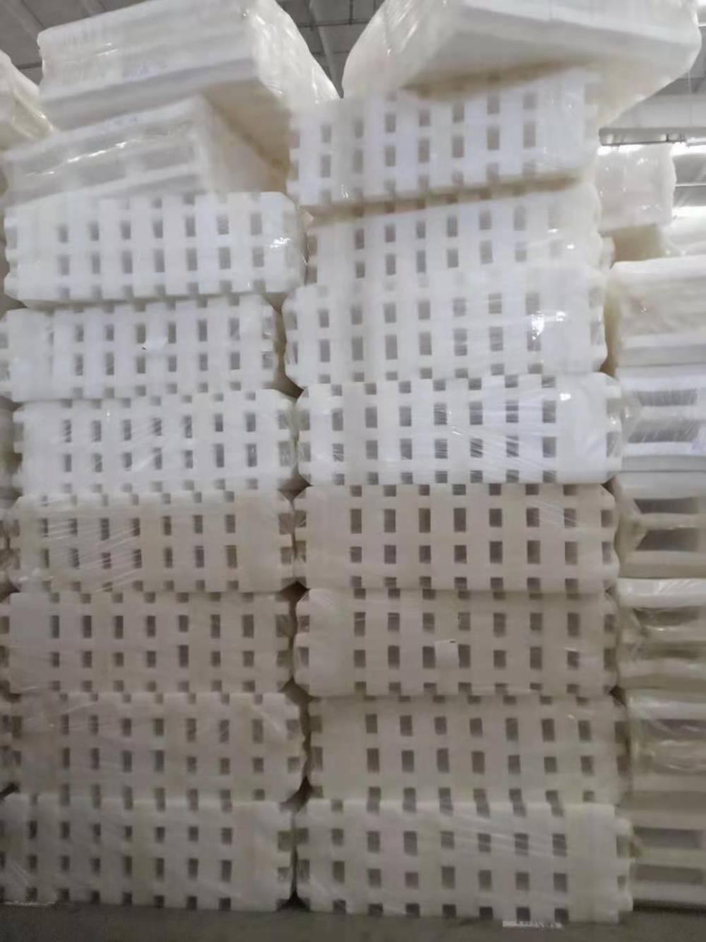 EPE珍珠棉,產(chǎn)品隔離緩沖防護(hù)保護(hù)棉,厚度可定制,可送貨上門