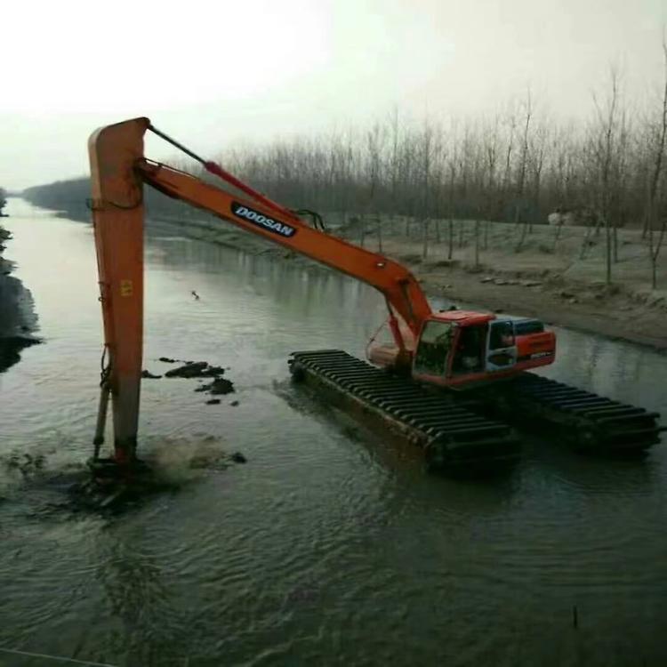 清淤挖机服务热线 湿地 衡水浮水挖掘机