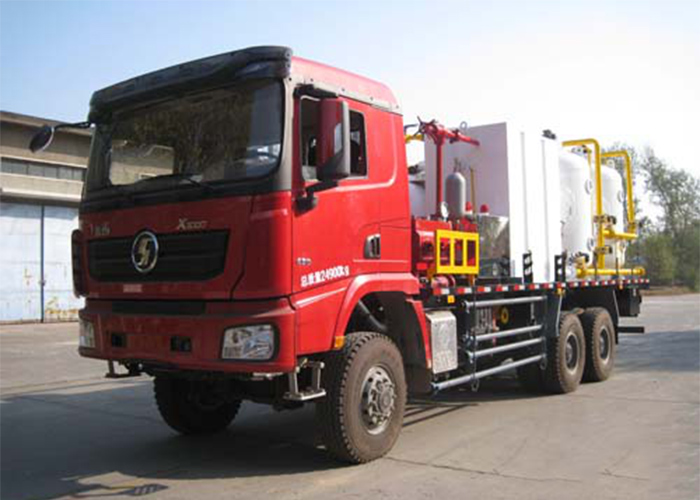 洗井車生產(chǎn)廠家-濮陽(yáng)洗井車-榮豐石油機(jī)械