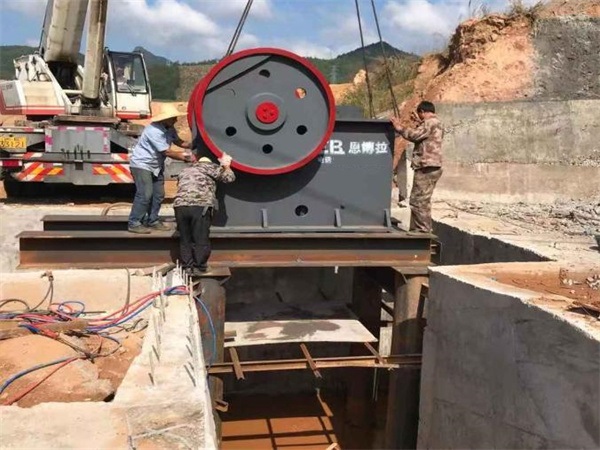雅安小型振動篩安裝