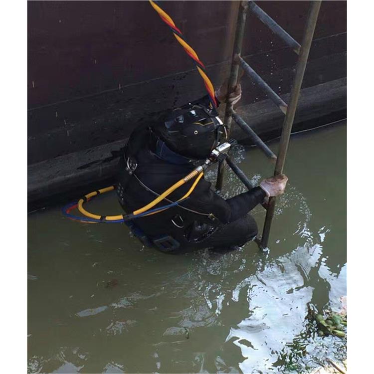 昆明水下作業施工團隊 隨叫隨到