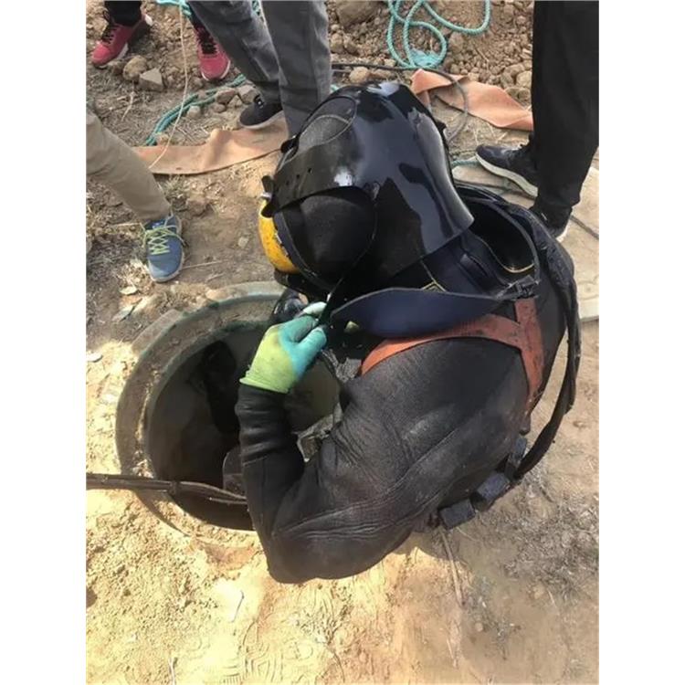 打撈公司 工作效率高 當地潛水單位