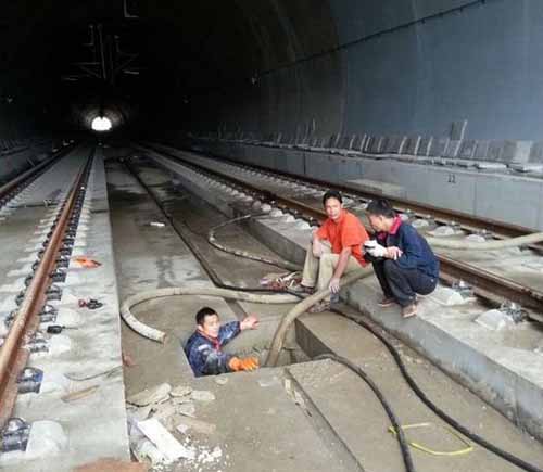 宜宾市翠屏区生意兴隆下水道疏通车