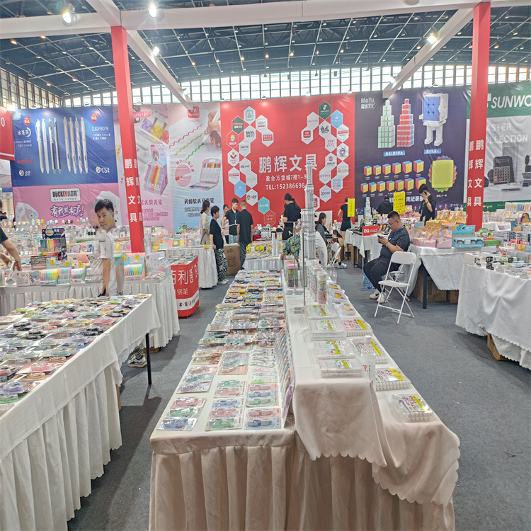 平頂山會展桌椅電話 吧桌吧椅 華熠文化傳媒