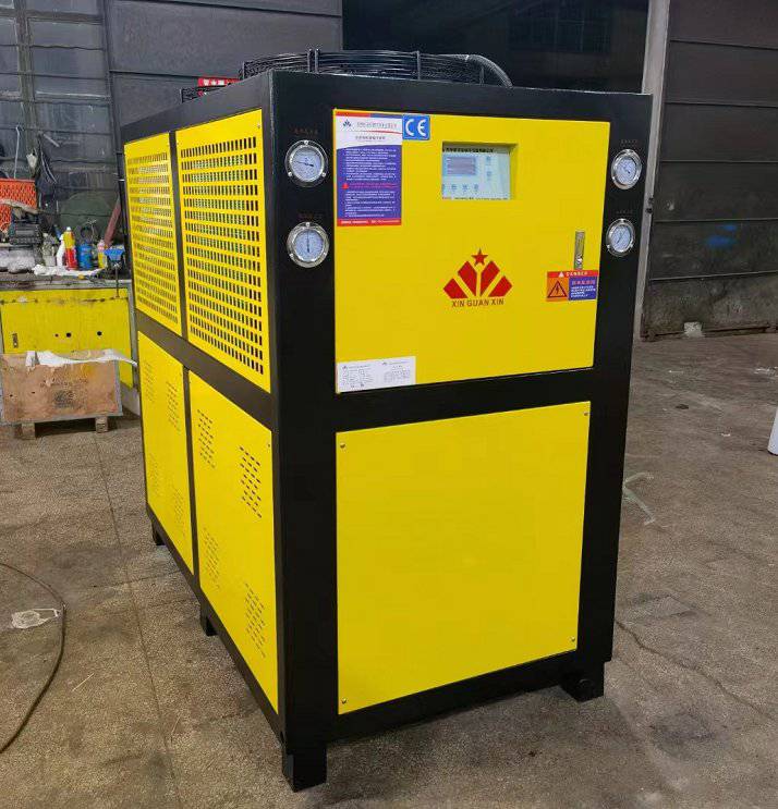 新冠信XGXA-U5工業(yè)風冷式冷水機吹瓶機冰水機