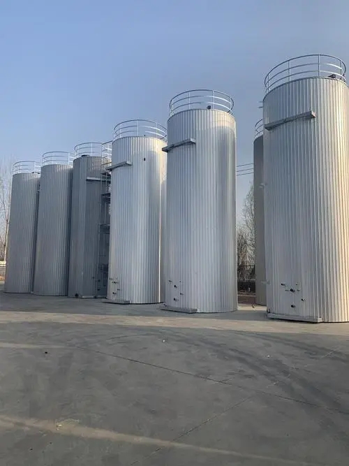 張北制藥廠厭氧反應罐保溫工程巖棉鐵皮管道保溫施工隊