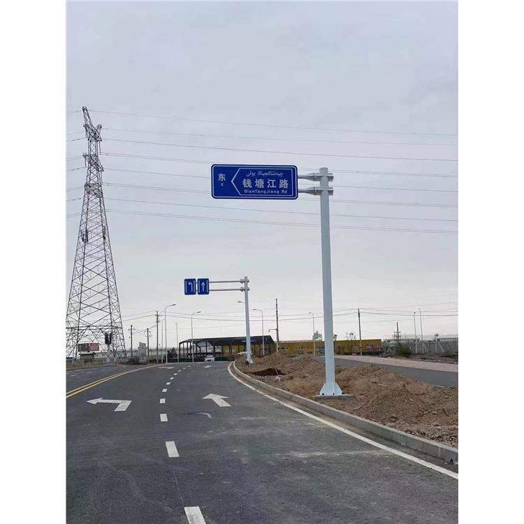晉城雙懸臂標志桿加工廠家 勝翔交通設施