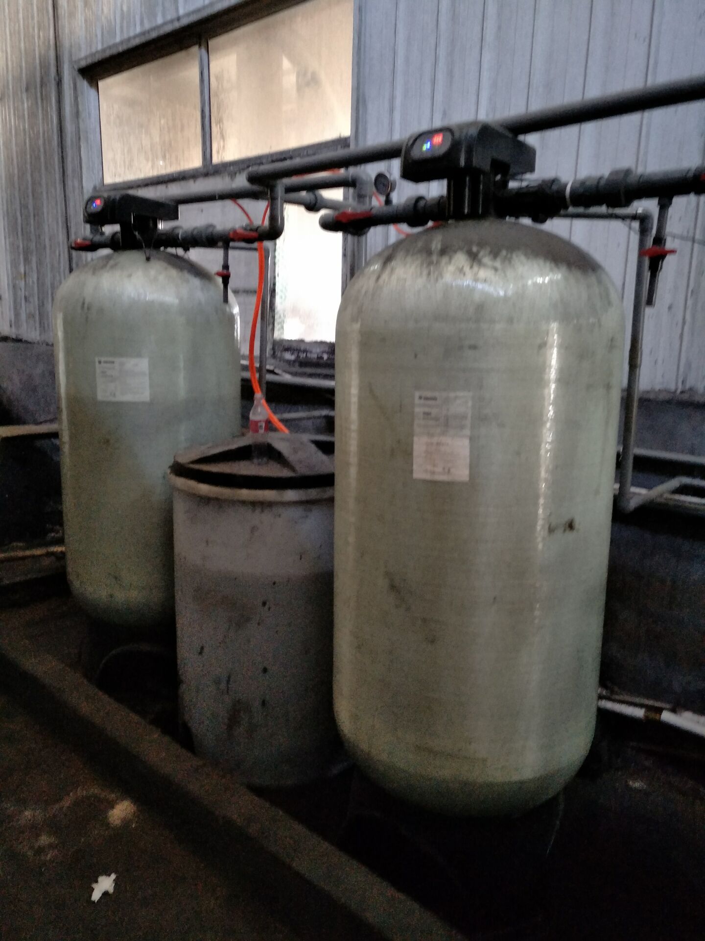  除泥沙除氟地下水深井水地表水過濾給水恒壓供水設備
