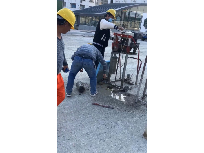 高新區學校水泥穩定碎石攤鋪機 蘇州川陽建筑材料供應