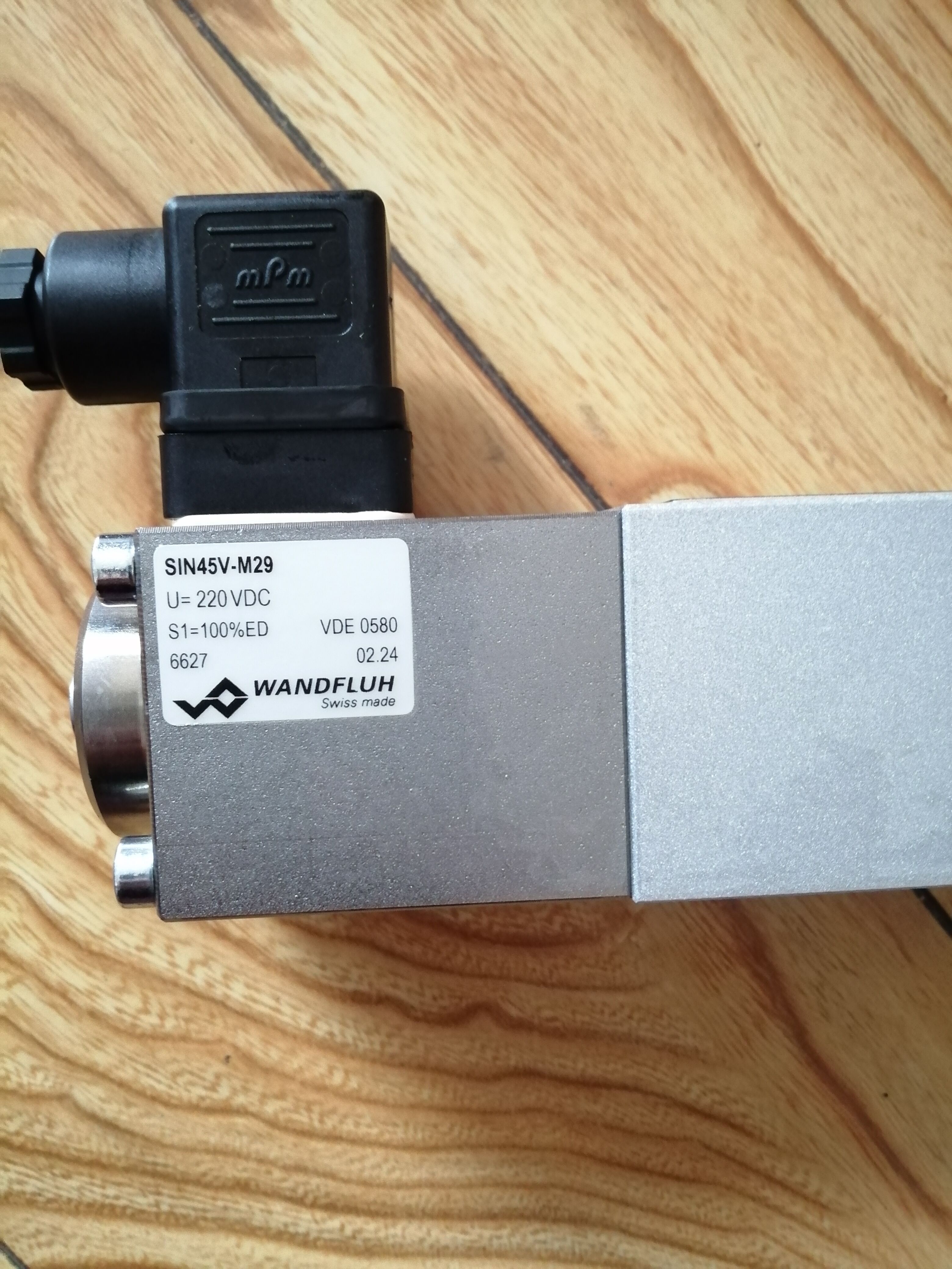 無泄漏中壓電磁閥AM22060b-M29線圈SIN45V-M29-G220