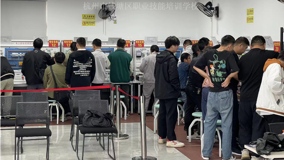 西湖區正規低壓電工技術指導 值得信賴 杭州市錢塘區國通職業技能培訓供應