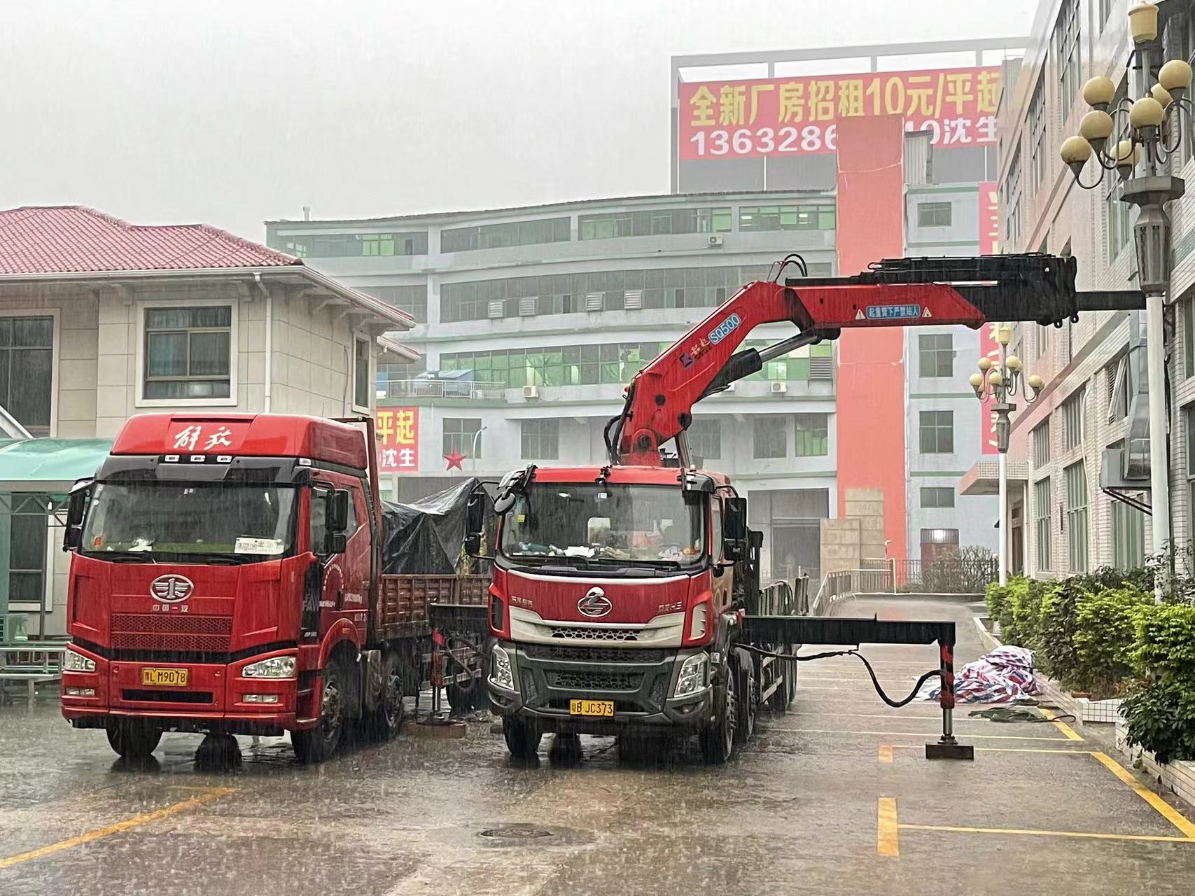 深圳龙华随车吊租赁