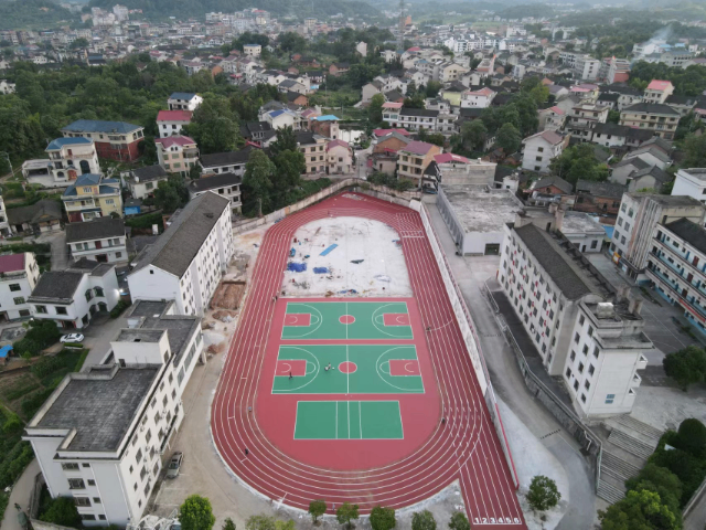 揭阳自结纹塑胶跑道包工包料,塑胶跑道