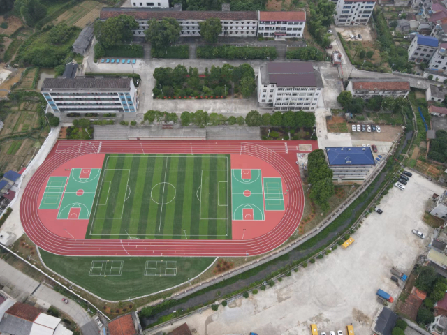 四川停车场塑胶跑道生产厂家,塑胶跑道