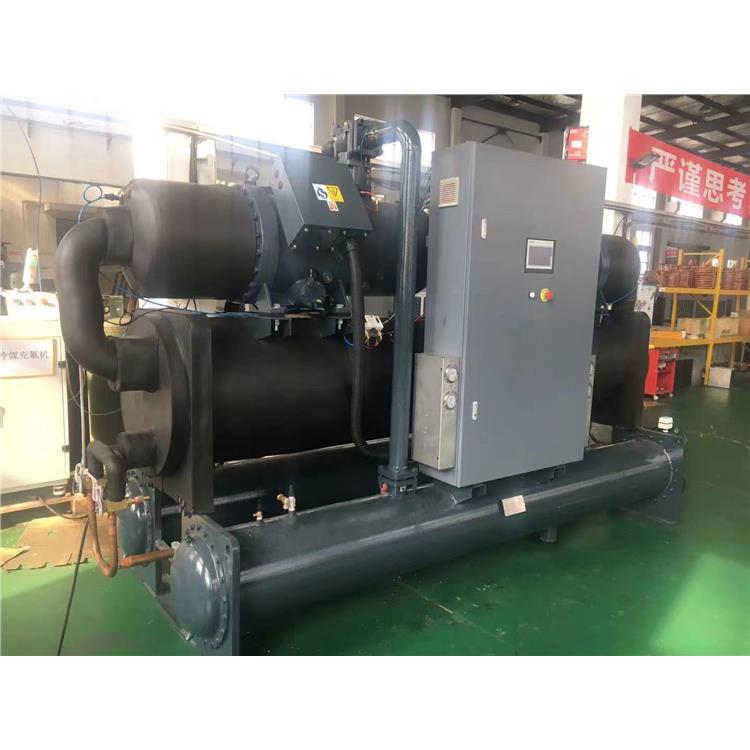 威海螺桿式冷水機組廠家 庫存充足 康嘉溫控