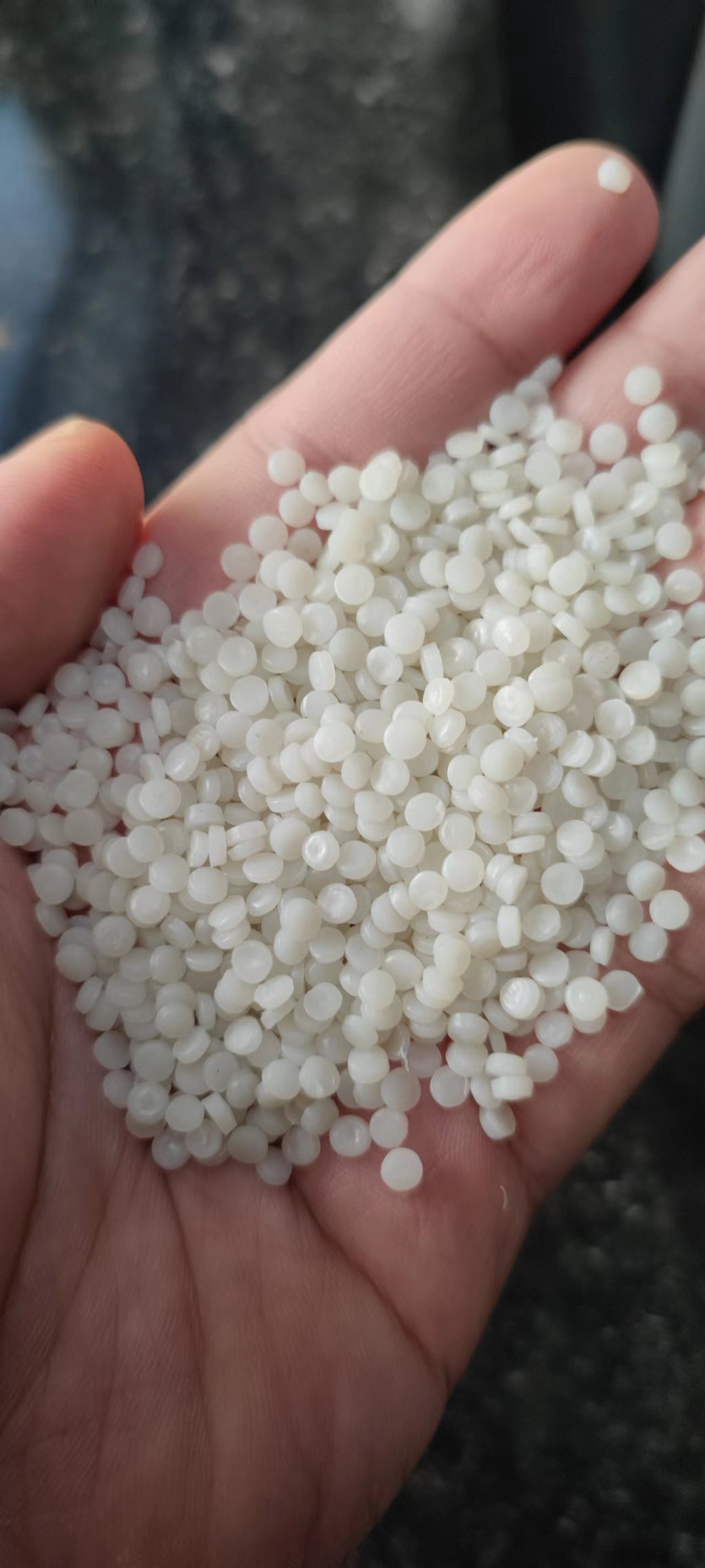 上海透白 HDPE 注塑颗粒