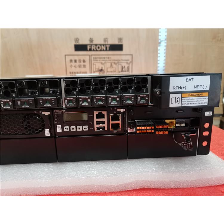 采用全新的架構設計 ETP48400-C3B1 系列插框電源