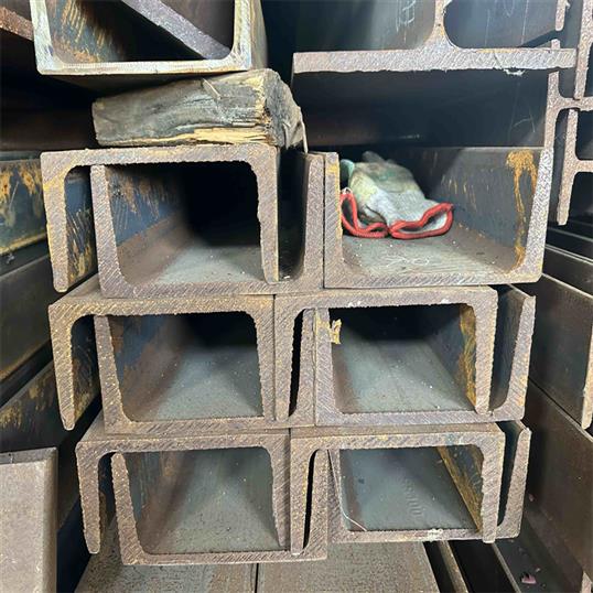 S355J0UPE歐標(biāo)槽鋼廠家 結(jié)構(gòu)強(qiáng)度高 安裝簡(jiǎn)便