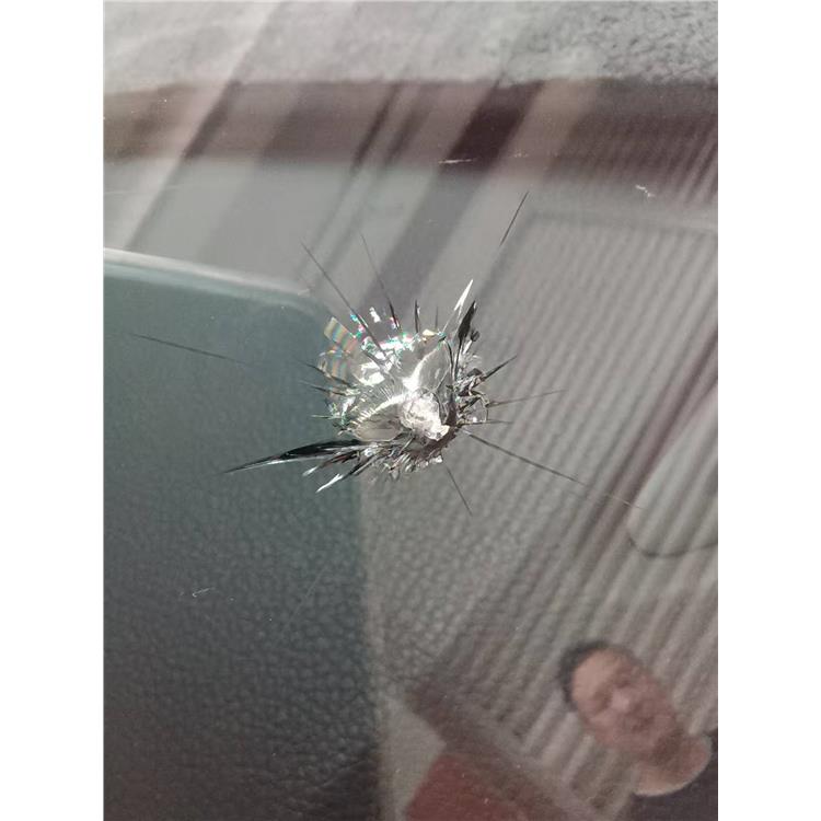 都江堰市擋風玻璃裂痕炸多少錢 歡迎合作