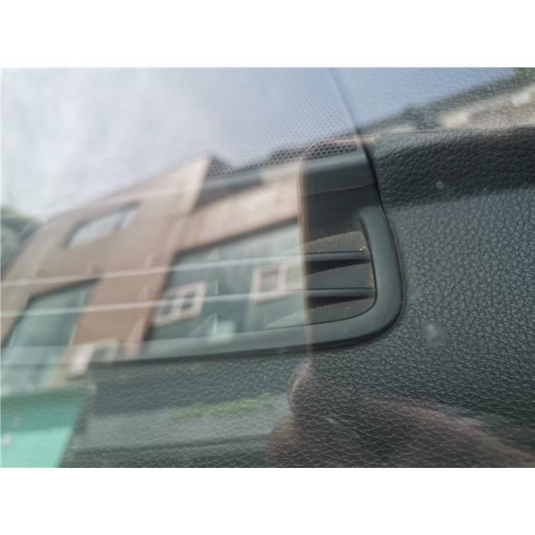錦江區汽車擋風玻璃修補凹陷修復